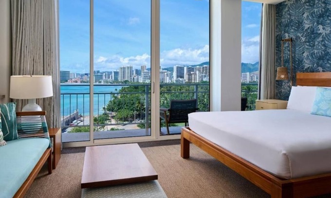 Diamond Head - Kapahulu - St. Louis Hotel | Kaimana Beach Hotel | Ocean View Signature King | Close to Waikiki Aquarium