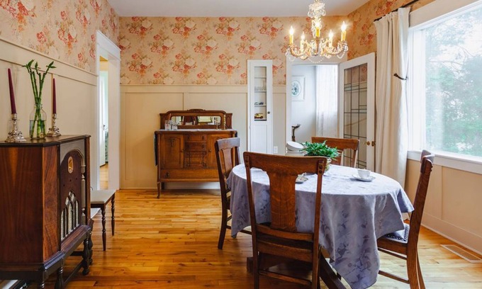 BX House | Kalamalka Lake Vintage Farmhouse