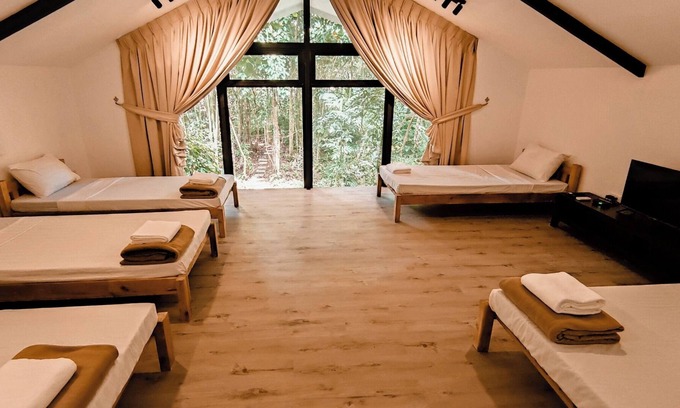 Cavinti Hotel | Kaliraya Surf Kamp by Eco Hotels
