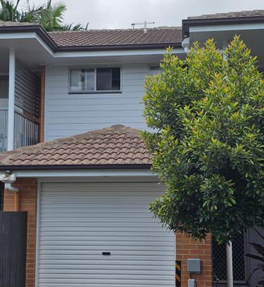 Kallangur Apartment | Kallangur 3 Bedroom Townhouse