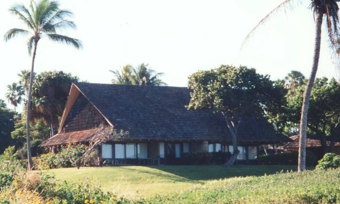 Maunaloa Cottage | Kaluako'i Resort Cottage 1A Beachfront Rental - Molokai, Hawaii