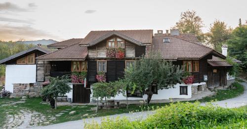 Elena House | Kandaphery Guest Houses