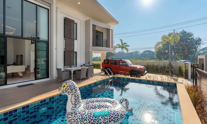 San Phranet Villa | Kanna Miami Pool Villa