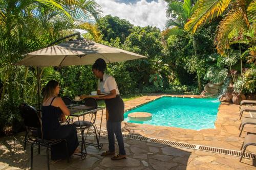 Entebbe House | Karibu Entebbe