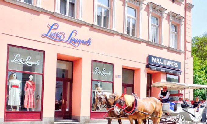 City Centre Apartment | Karlsbad Family Apartment