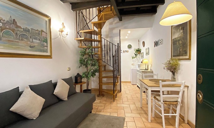 Rione V Ponte Apartment | Karma House Deluxe Navona