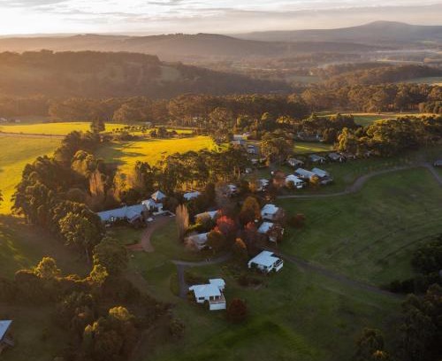 Shadforth Ski Chalet | Karri Mia Chalets and Studios