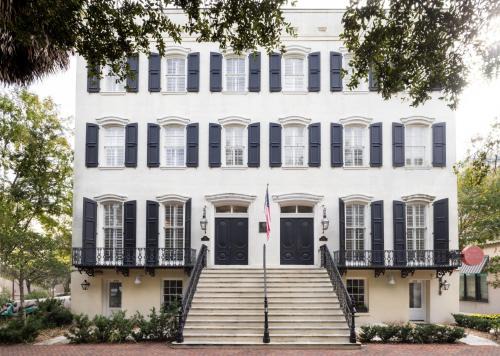 Historic District - North Apartment | Kasa Jules Savannah