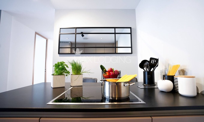Sendling - Westpark Condo | Kat. 8 Family Apartment