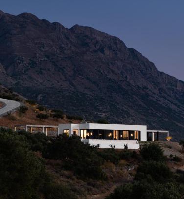 Pefki Villa | KATHOS RESIDENCE