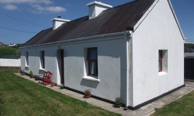 Saula Cottage | Katie's Cottage Achill Island
