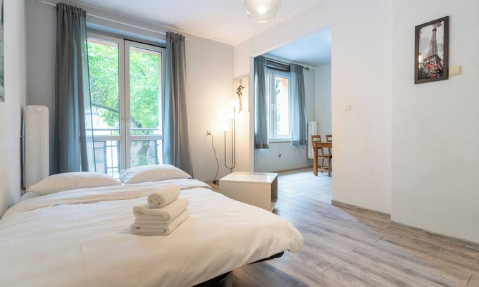 Katowice Apartment | Katowice Classic Living Studio