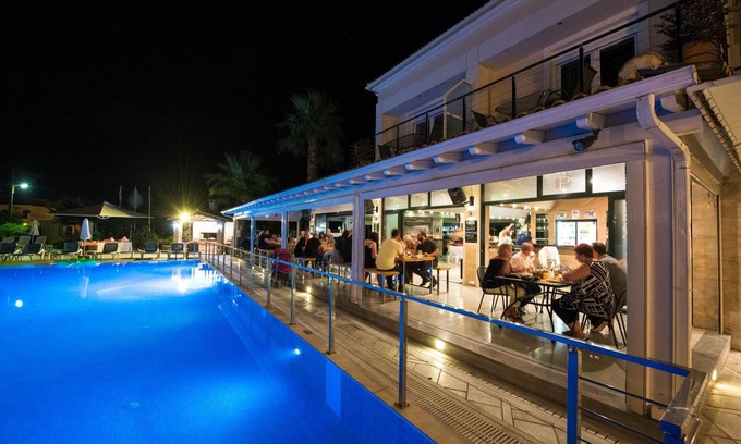 Kavos Apartment | Kavos Plaza Hotel
