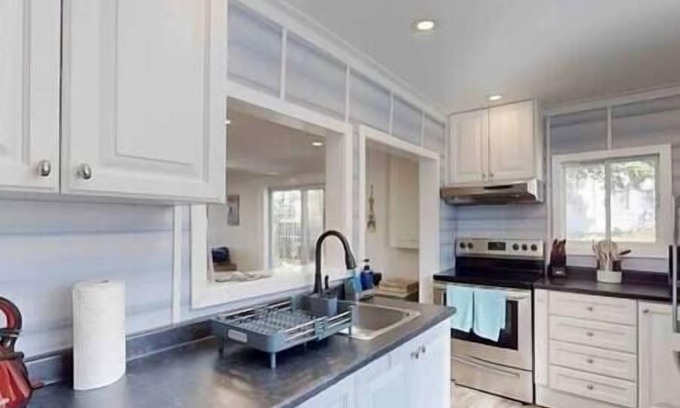 Dunsford House | Kawartha’s Shores Retreat, Kawartha Shores Retreat