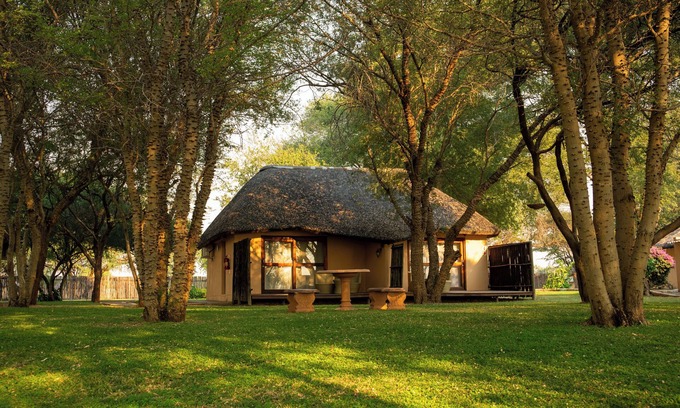 Ndiyona Cabin | Kayova River Lodge
