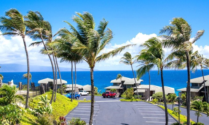 Napili Condo | KBM Resorts | FREE CAR | Kapalua Bay Villa | Ocean View | 2-Bedroom Condo! KBV-16G4