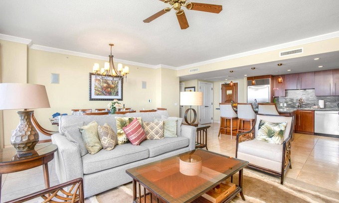 Honokowai Condo | KBM Resorts | Spacious 6-Bedroom Honua Kai Collection | Multi Unit Listing | Same Floor | Ocean Views + 2 Free Rental Cars! HKK-816/20/29