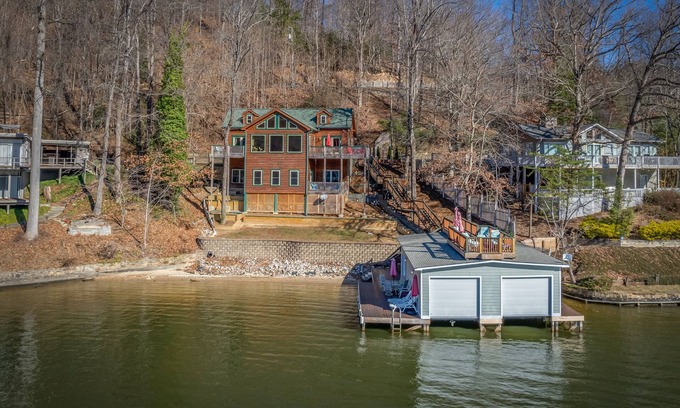 Lake Lure Cabin | Keepers Cabin On Lake Lure