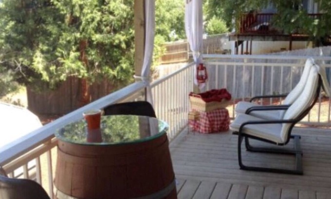 Kelseyville House | Kelseyville Riviera Beautiful “Lake View Home With Deck, BBQ, Fishing, Pool