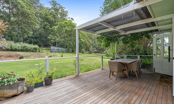 Ravensbourne House | Kenti's Cottage - Three Bedroom