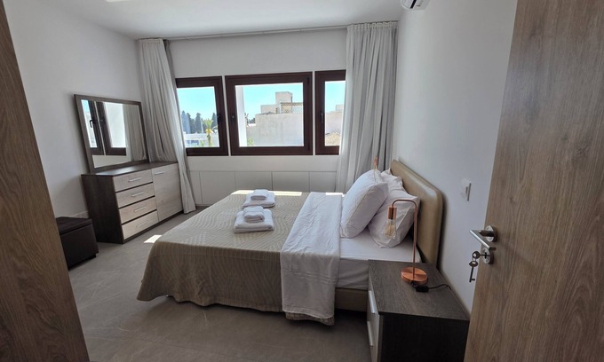 Old Town Apartment | Kentrikon 1924 Suites