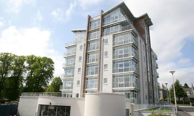 Central Aberdeen Apartment | Kepplestone Manor