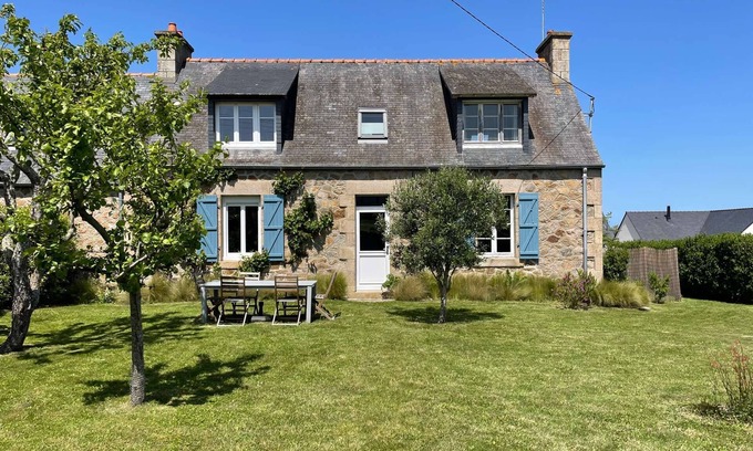 Tregastel House | Ker Glen calm and cosy atmosphere by the sea