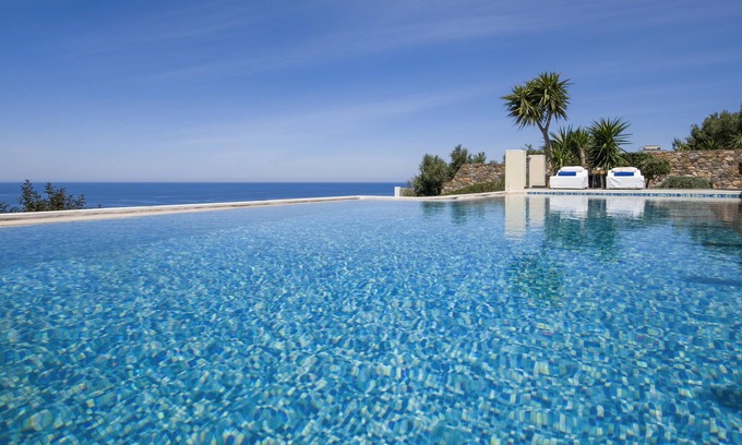 Livadia Villa | Keramoti Villas - Villa Erofili - Heated Pool - Outdoor Heated Jacuzzi