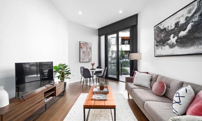 Kingston Apartment | Kerridge St Apartments by Urban Rest