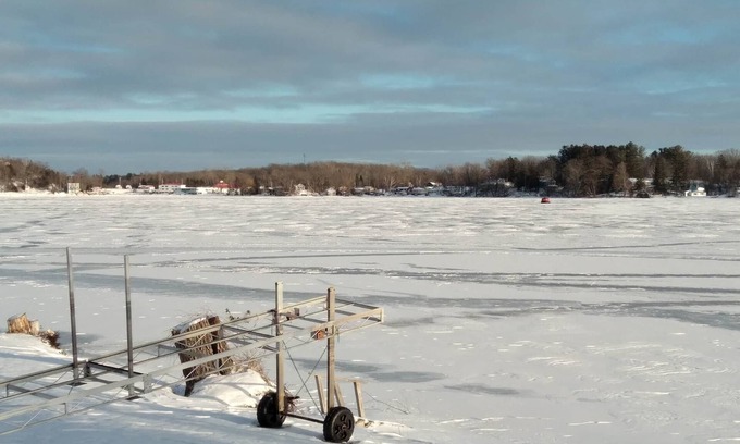 Campbellsport House | Kettle Moraine Lake House, Private Family Friendly Lakehouse Retreat Sleeps 8