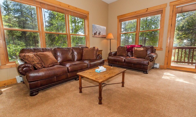 Keystone Condo | Keystone Condo Only 2 Mins from Slopes & River Run, Treed Views from Balcony!