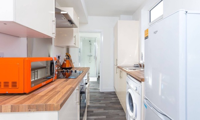 Newcastle-Under-Lyme House | KEYWORKER TOWNHOUSE FOR ROYAL STOKE HOSPITAL