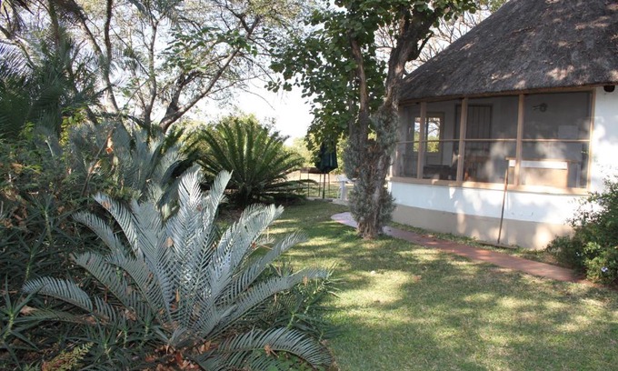 Hazyview House | Kiaat Bungalows