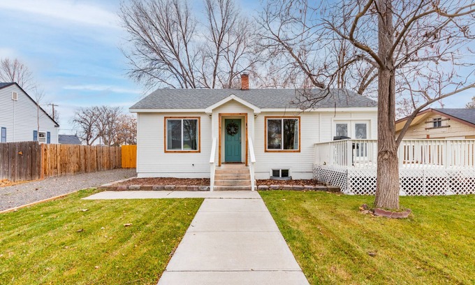 Nampa House | Kid-Friendly 2 Bedroom close to Idaho Center & NNU