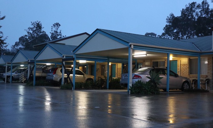 Kilcoy Hotel | Kilcoy Gardens Motel