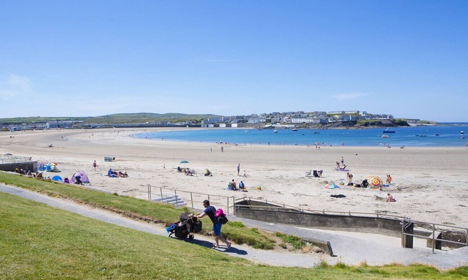Kilkee House | Kilkee Holiday Homes (Ground Floor)