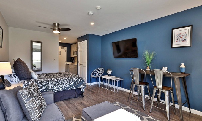 Killington Condo | Killington Center Renovated Studio with Kitchenette on Bus Route and Discounted Ski Rentals.