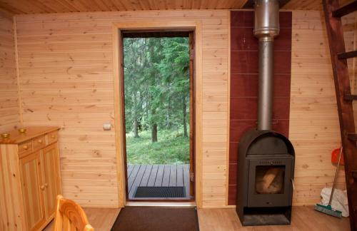 Rouge House | Kimalase Metsamaja