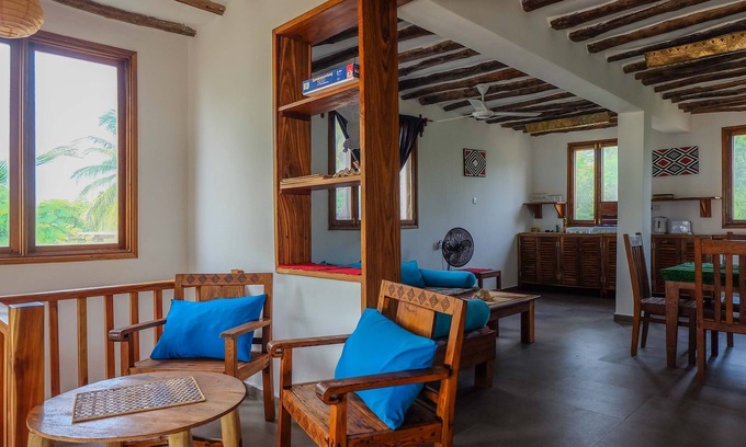 Pongwe Apartment | Kimurimuri - Cozy Beach Apartment with Pool