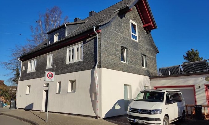 Siegen Apartment | Kinderklinik, 600m zum Bahnhof 2B
