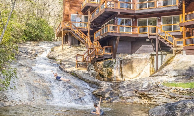 Franklin House | Kindling Falls - 60ft Waterfall!
