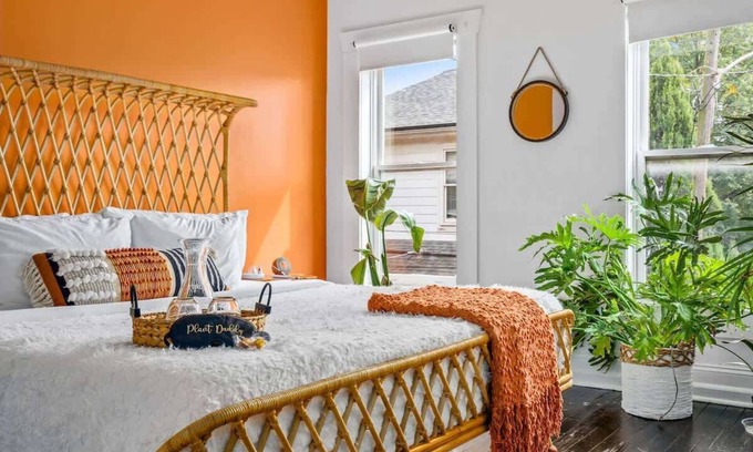 Italian Village House | King Bed - Convention - Parking Free - Short North