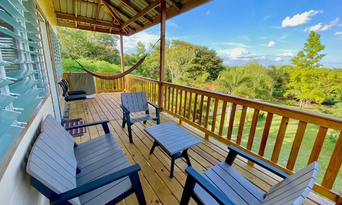 Armenia Cabin | King Suite Nature Getaway on Large Fruit Farm