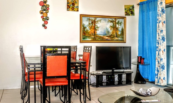 Beverly Hills Apartment | Kingston Embassy Suite