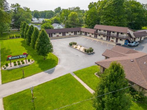 Caro Hotel | Kingsway Inn
