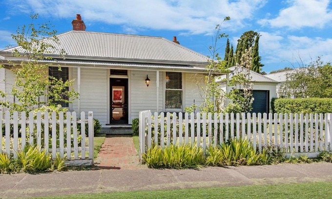 Port Fairy House | Kinsale Cottage