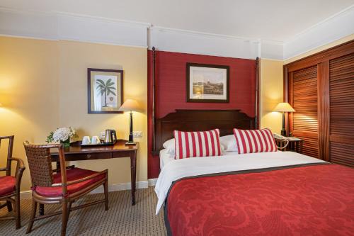Paquis-Temple Hotel | Kipling Manotel