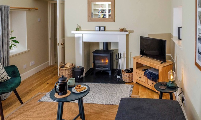 Kirriemuir Cottage | Kirk Wynd Cottage - The Heart of Kirriemuir