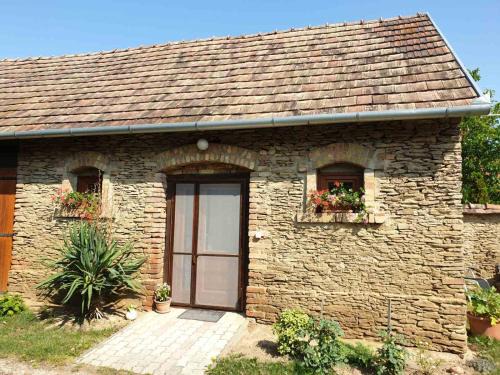 Zalacsany Apartment | Kis Ház Apartman