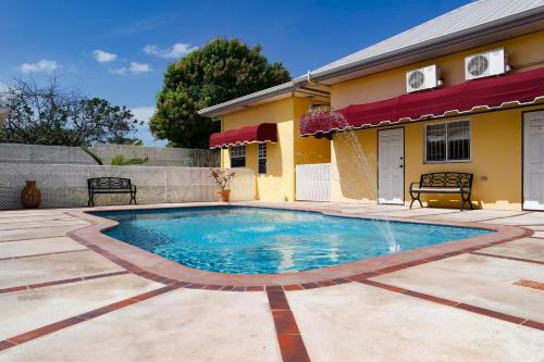 Port of Spain House | Kiskadee Korner